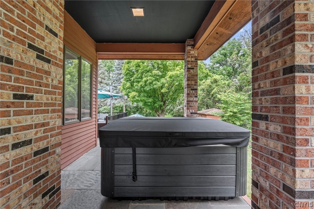 Photo of 5135 Peck Hill Road, DeWitt, NY 13078 (MLS # S1667487)