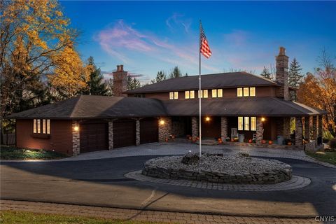 Photo of 5135 Peck Hill Road, DeWitt, NY 13078 (MLS # S1667487)