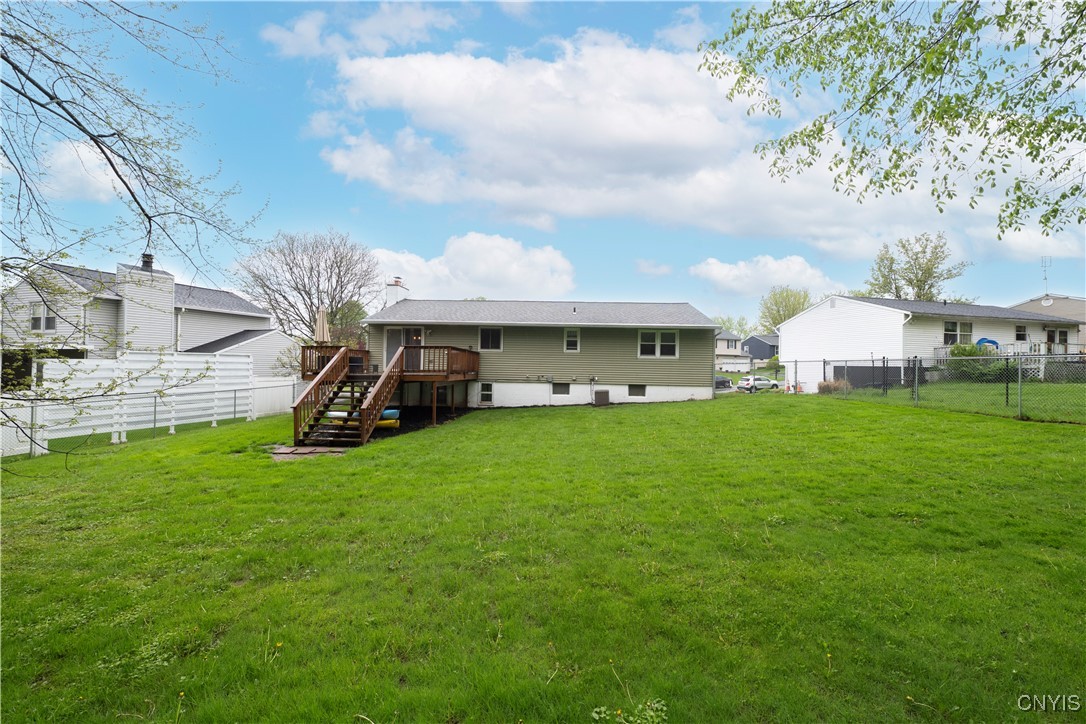 7729 W New Hope, Clay, New York image 33