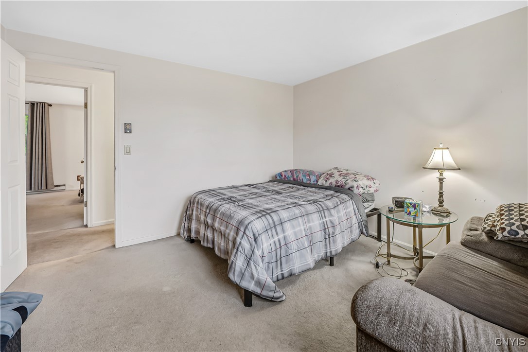 7729 W New Hope, Clay, New York image 13