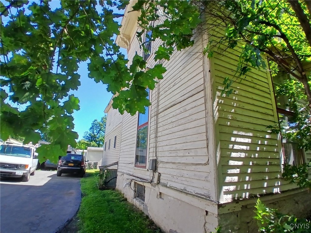 308 W Embargo Street