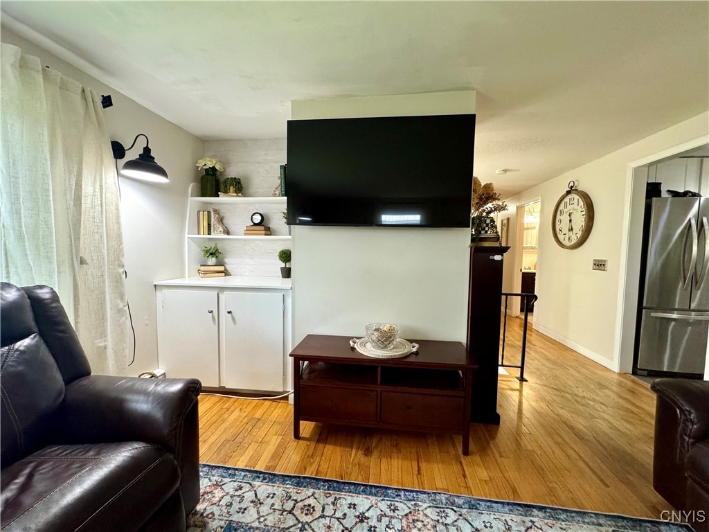 8521 Cazenovia Road, Pompey, New York image 8