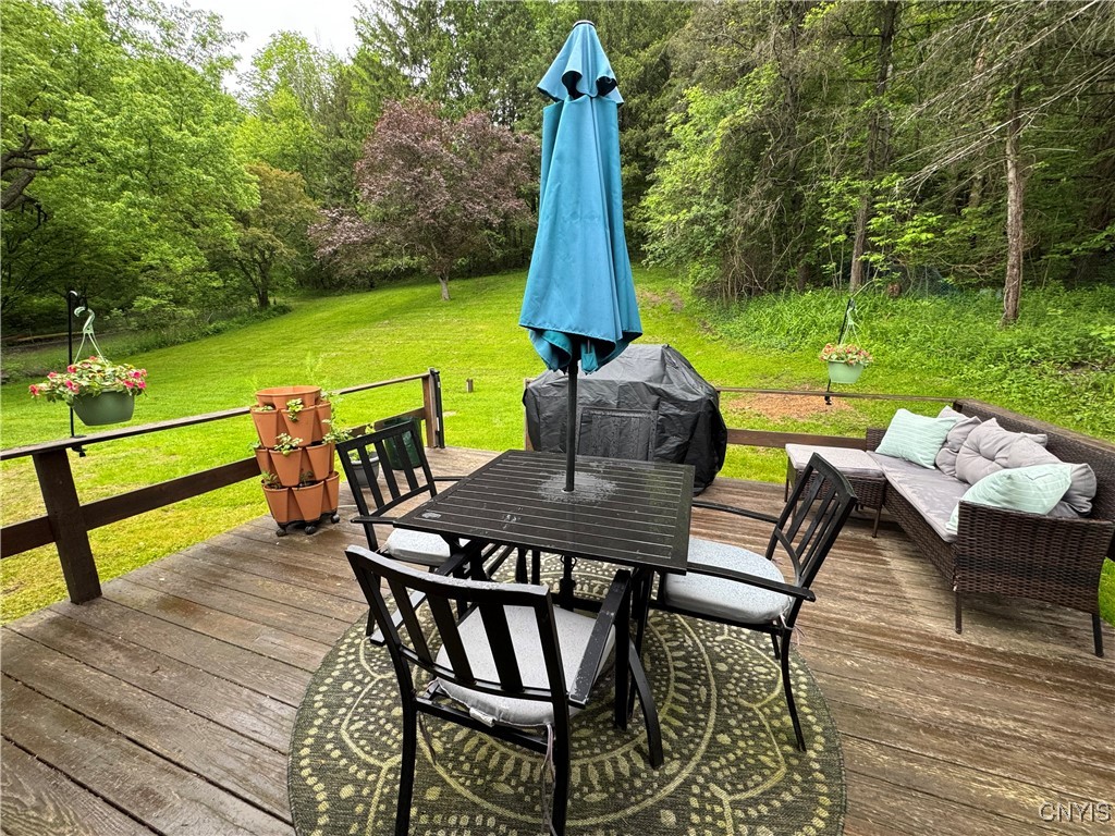 8521 Cazenovia Road, Pompey, New York image 14