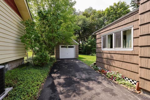 Tiny photo for 402 Radcliffe Road, DeWitt, NY 13214 (MLS # S1702624)