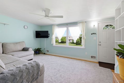 Tiny photo for 402 Radcliffe Road, DeWitt, NY 13214 (MLS # S1702624)