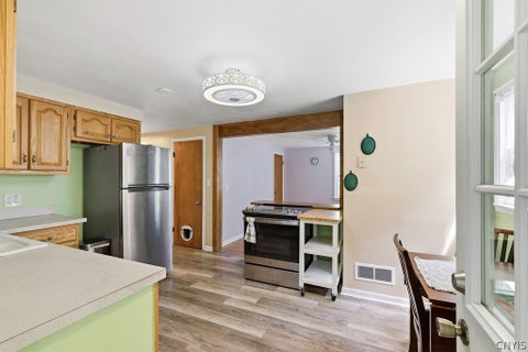 Tiny photo for 402 Radcliffe Road, DeWitt, NY 13214 (MLS # S1702624)