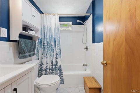 Tiny photo for 402 Radcliffe Road, DeWitt, NY 13214 (MLS # S1702624)