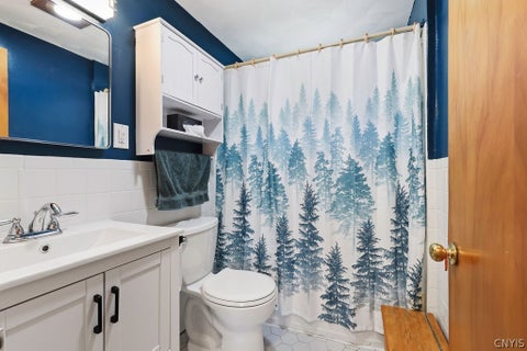 Tiny photo for 402 Radcliffe Road, DeWitt, NY 13214 (MLS # S1702624)