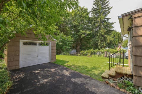 Tiny photo for 402 Radcliffe Road, DeWitt, NY 13214 (MLS # S1702624)