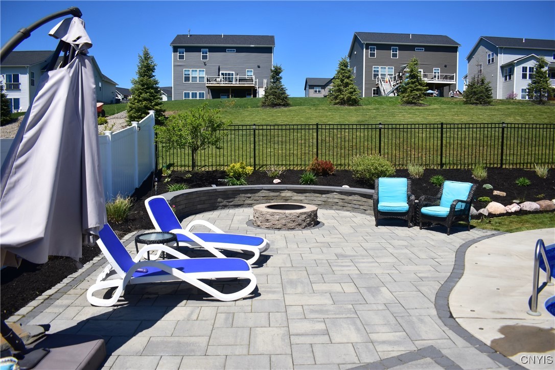 5546 Rolling Meadows Way Way, Camillus, New York image 10