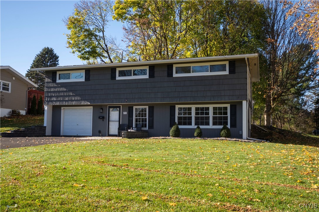 202 Wynnfield Drive, Camillus, New York image 33