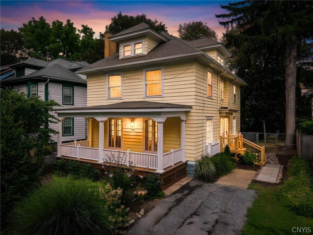 Photo of 631 Allen Street, Syracuse, NY 13210 (MLS # S1705614)