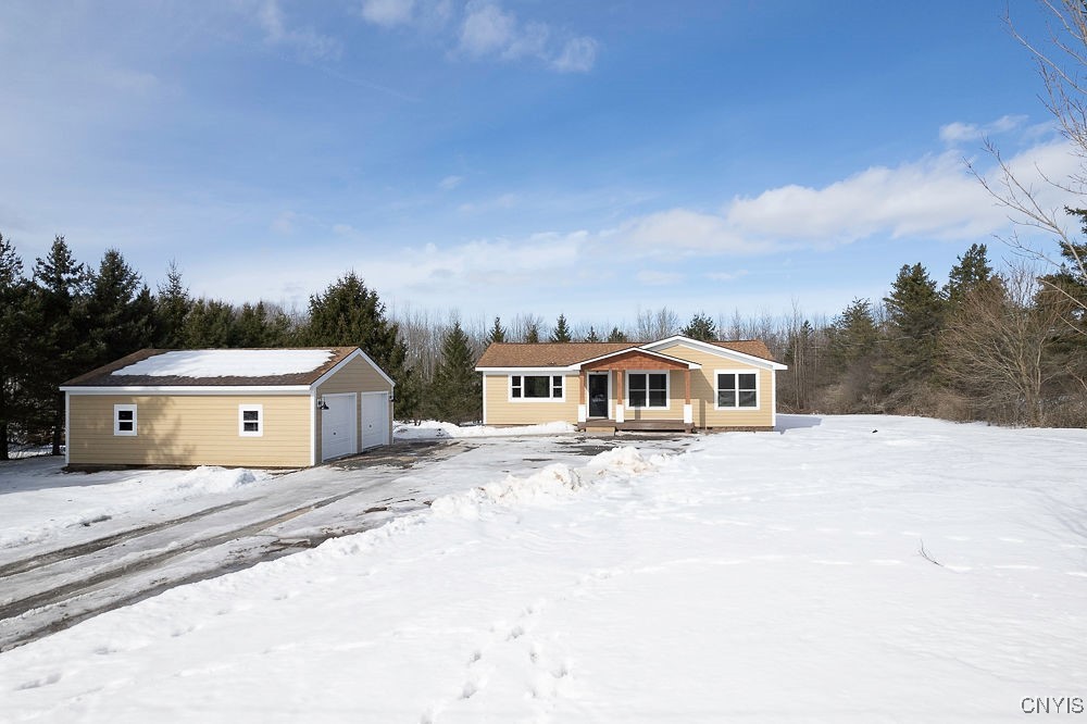 8731 Kinderhook Road, Manlius, New York image 3