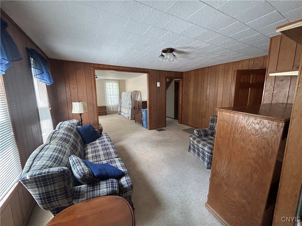 112 N Fulton Street, Auburn, New York image 10