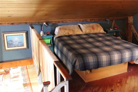 Tiny photo for 1047 Wall Street, Winfield, NY 13357 (MLS # S1647788)