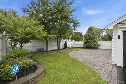 Tiny photo for 300 Wendell Ter, Syracuse, NY 13203 (MLS # S1702429)