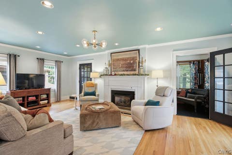 Tiny photo for 300 Wendell Ter, Syracuse, NY 13203 (MLS # S1702429)