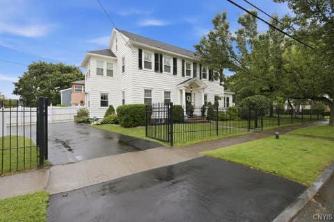 Tiny photo for 300 Wendell Ter, Syracuse, NY 13203 (MLS # S1702429)