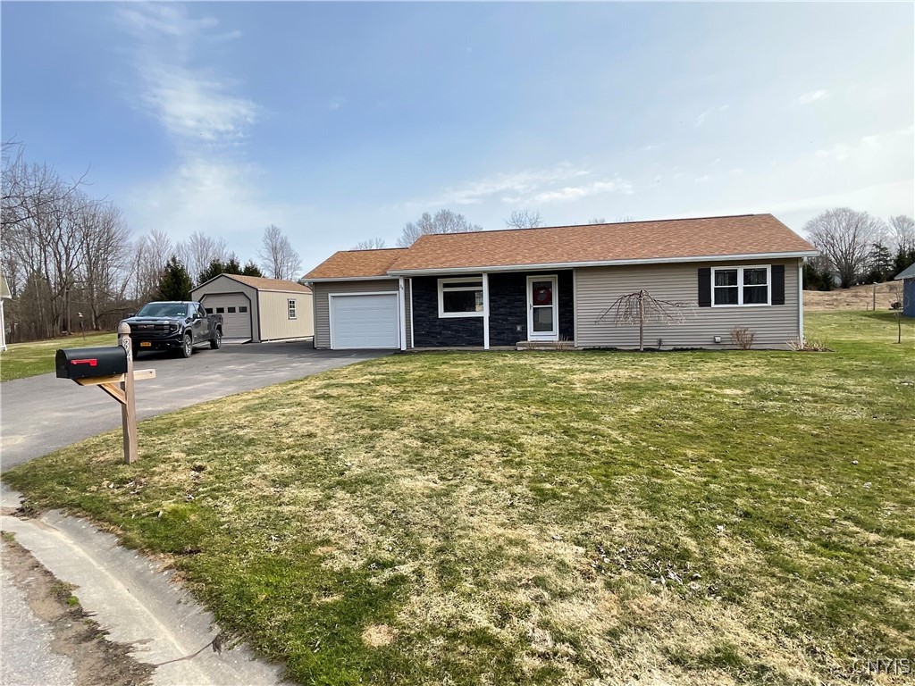 34 Salmon Meadow Lane, Richland, New York image 1