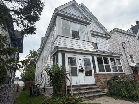 Tiny photo for 307 Graves Street, Syracuse, NY 13203 (MLS # S1712369)