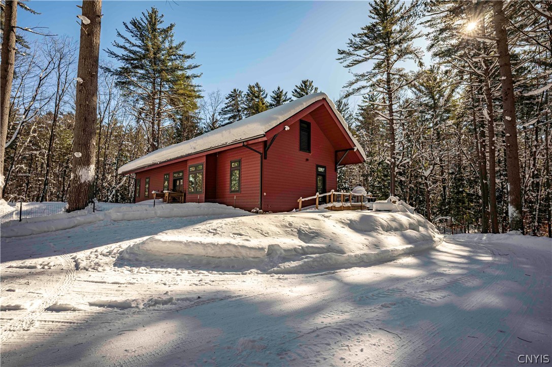 5512 Pine Wood Drive