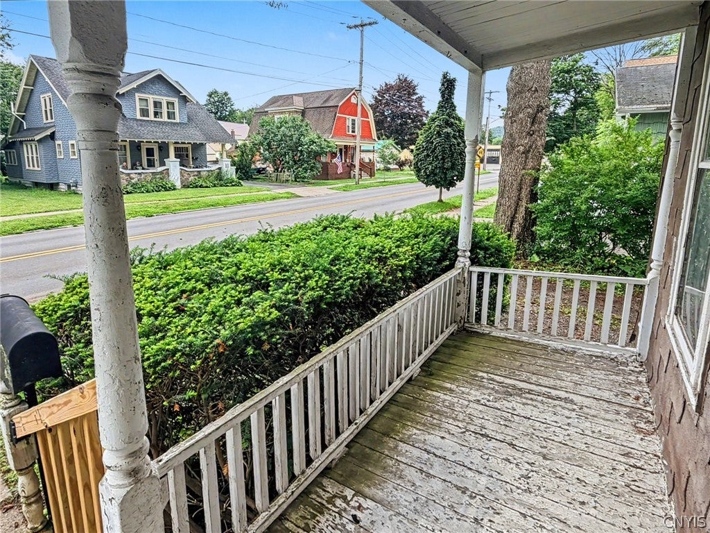 4 Delaware Avenue