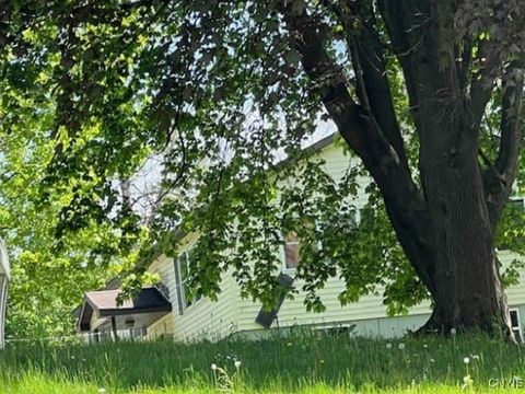 198 GARDENIER Road Oswego NY 13126