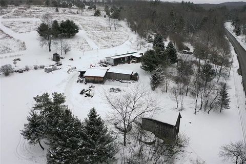 Homes For Sale - 451 Horse Run Road<br/> Allegany County, Bolivar, NY 14754