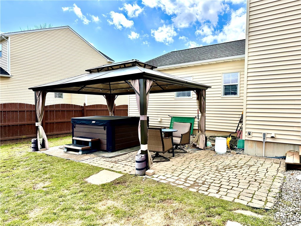 8408 Sutcliffe Drive, Clay, New York image 44