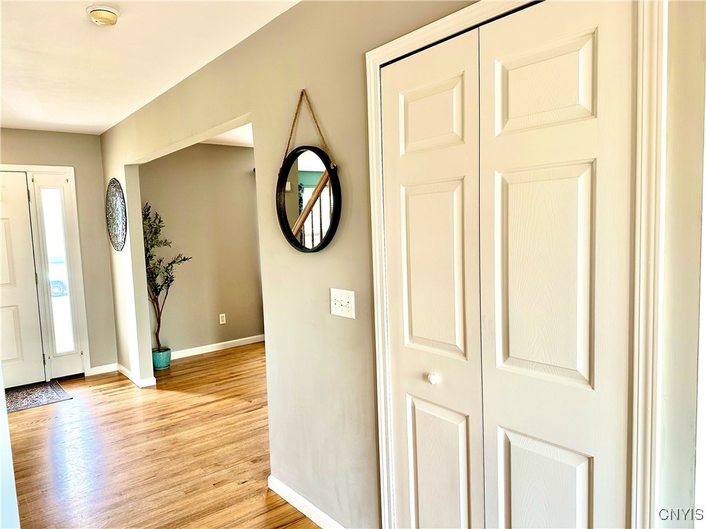 8408 Sutcliffe Drive, Clay, New York image 6