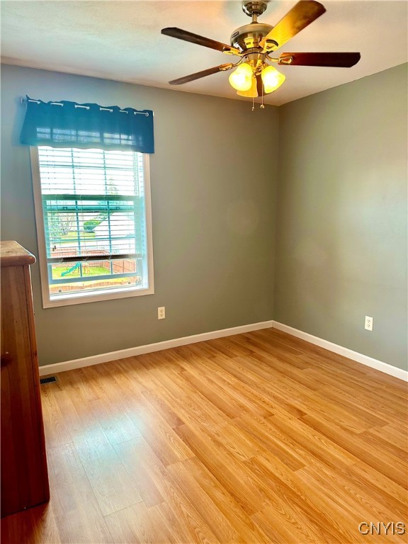 8408 Sutcliffe Drive, Clay, New York image 33