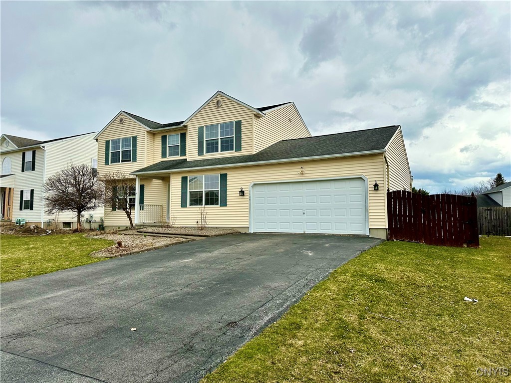 8408 Sutcliffe Drive, Clay, New York image 3
