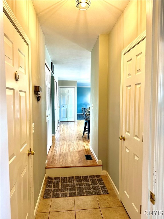 8408 Sutcliffe Drive, Clay, New York image 19