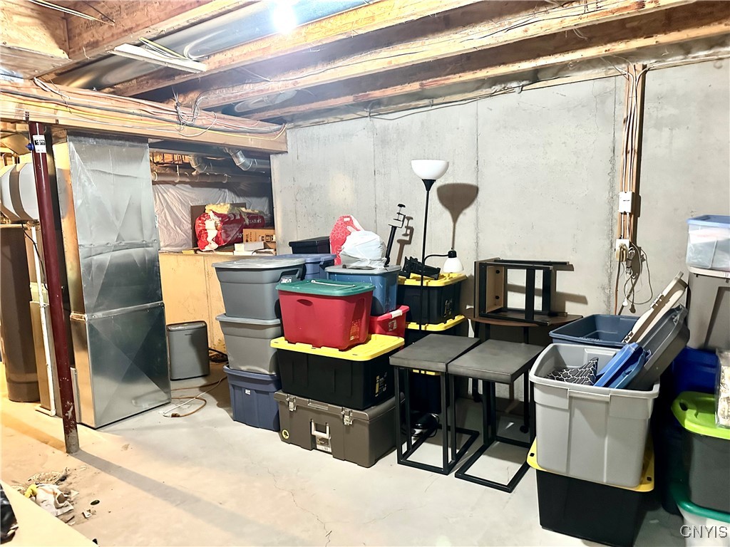 8408 Sutcliffe Drive, Clay, New York image 39