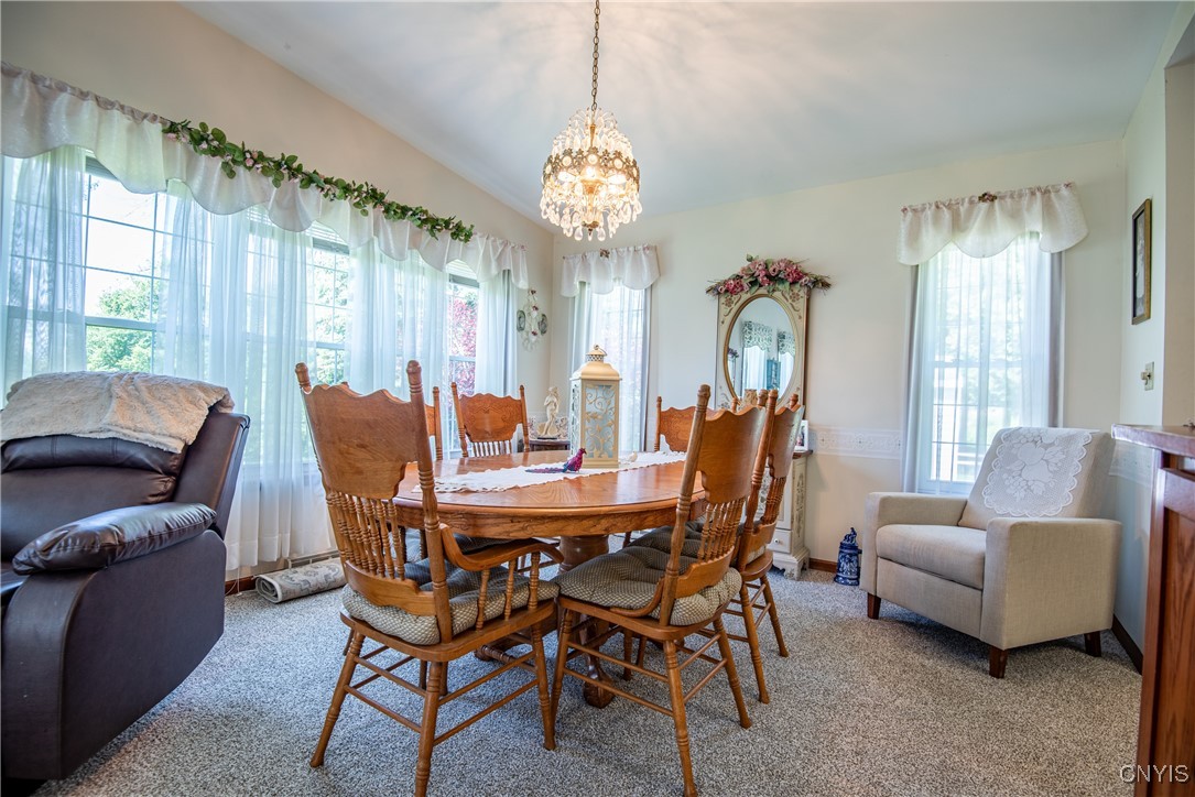 11 Buttonwood Circle, New Hartford, New York image 12