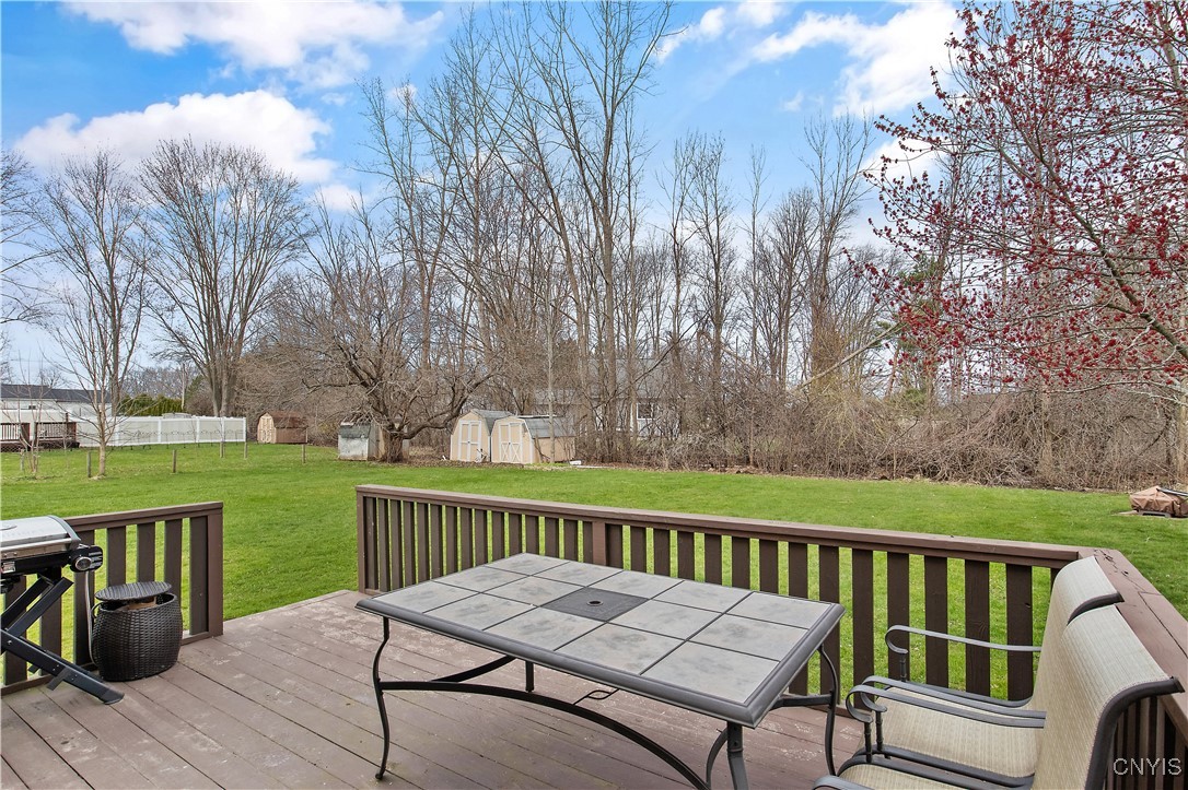 7457 Coachlight Lane, Clay, New York image 28