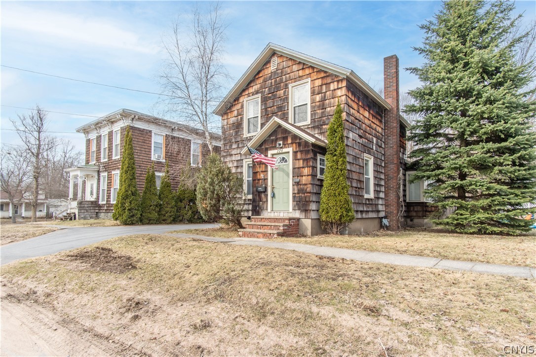 224 N Clinton Street