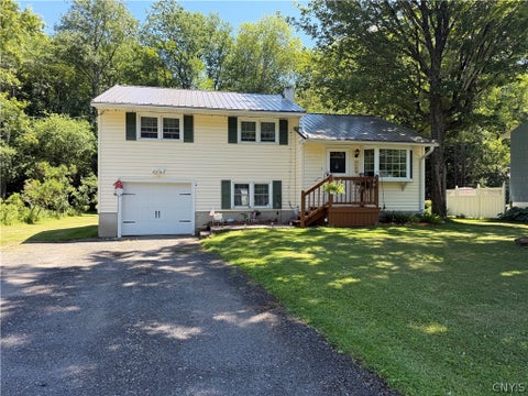 Homes For Sale - 8466 Dawn Drive<br/> Oneida County, Rome, NY 13440