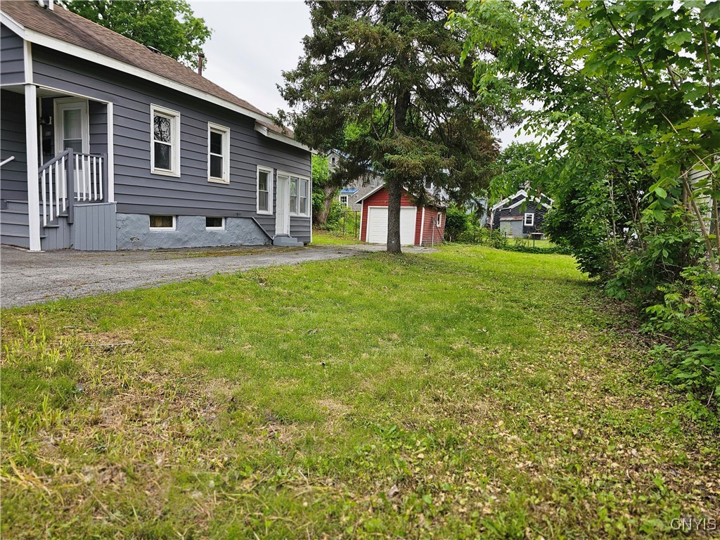 11 Bryant Street, Utica, New York image 27