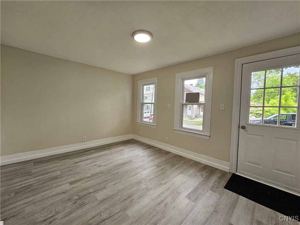 11 Bryant Street, Utica, New York image 3