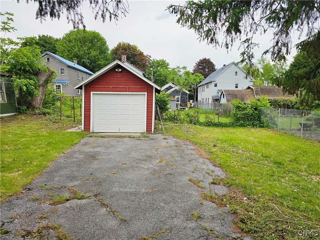 11 Bryant Street, Utica, New York image 29