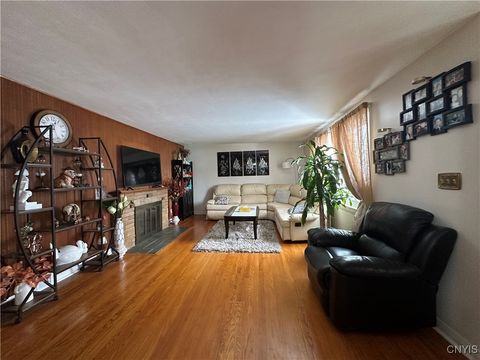 Tiny photo for 158 Darlington Road, Syracuse, NY 13208 (MLS # S1660443)