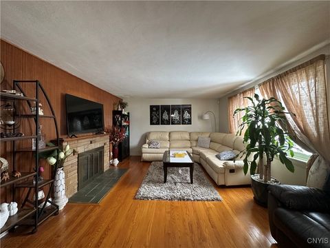 Tiny photo for 158 Darlington Road, Syracuse, NY 13208 (MLS # S1660443)