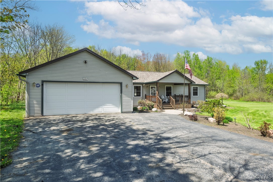 111 Hong Kong Road, Parish, New York image 4