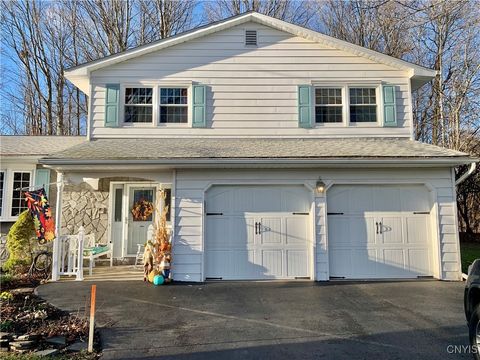 Tiny photo for 127 Clarion Drive, Whitestown, NY 13492 (MLS # S1655126)