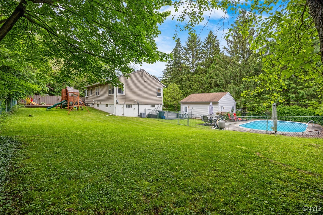 96 Lynbrook Circle