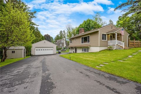 96 Lynbrook Circle Syracuse NY 13214