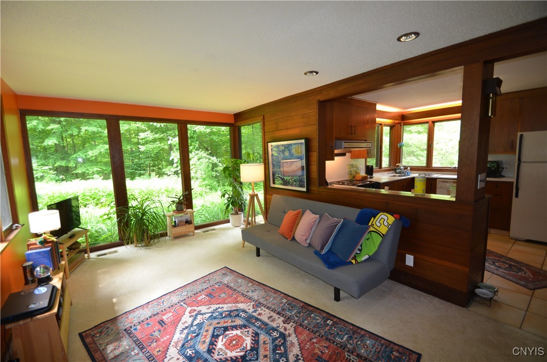 Manlius, New York 13066, United States, 3 Bedrooms Bedrooms, ,2 BathroomsBathrooms,Residential,Active,153453