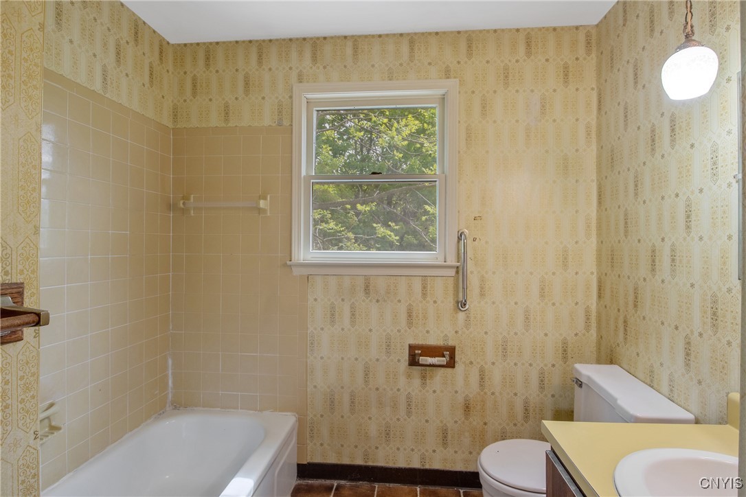 4646 Cranapple Drive, Marcellus, New York image 23