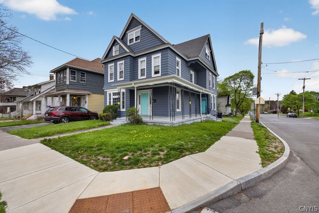 1061 Lancaster Avenue